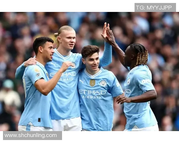 2012年英超曼联与曼城巅峰对决回顾激情四溢的曼彻斯特德比战