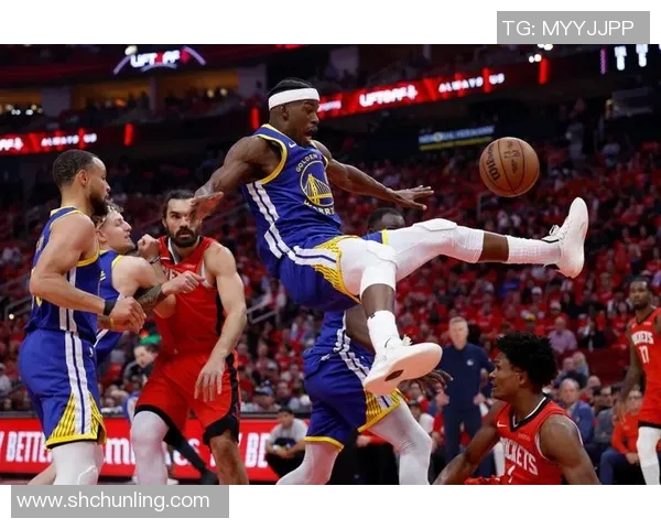 2013年NBA季后赛勇士与火箭的激烈对决回顾与精彩瞬间分析