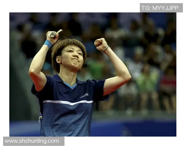 芝加哥火焰队奋勇争先展现团队精神与竞技魅力的精彩赛季回顾