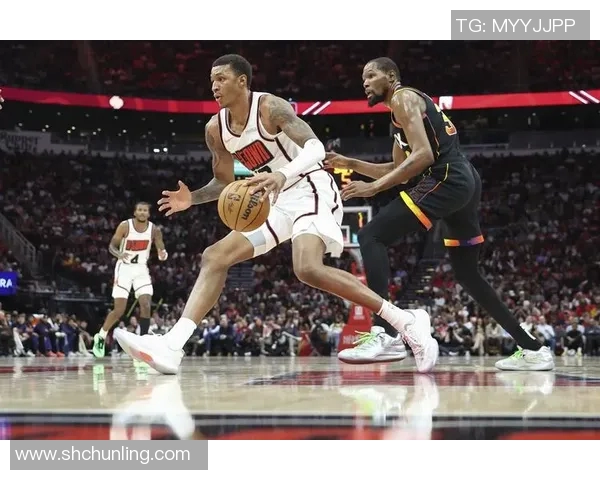 2017年火箭队与太阳队激战回顾精彩瞬间与关键时刻分析