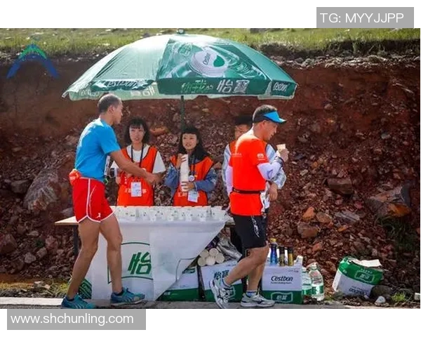 临平体育馆精彩足球比赛直播全程回顾与精彩瞬间分享