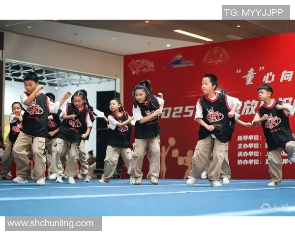 芬甲联赛精彩纷呈球迷热情高涨赛事分析与球队动态全景呈现 芬甲联赛精彩纷呈球迷热情高涨赛事分析与球队动态全景呈现