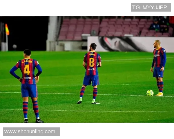 梅西因伤缺席西甲比赛,巴萨备战受挫