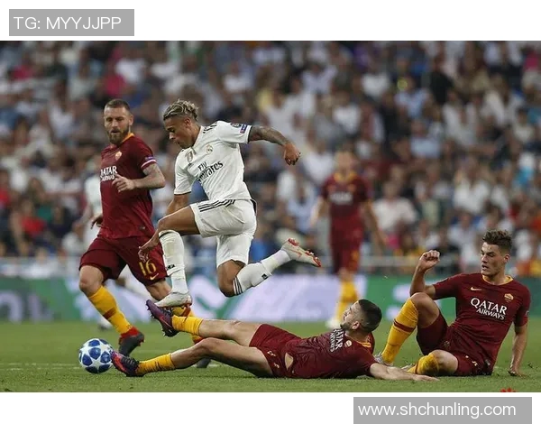 皇马与拜仁激战复盘分析球队表现与战术对比全解析