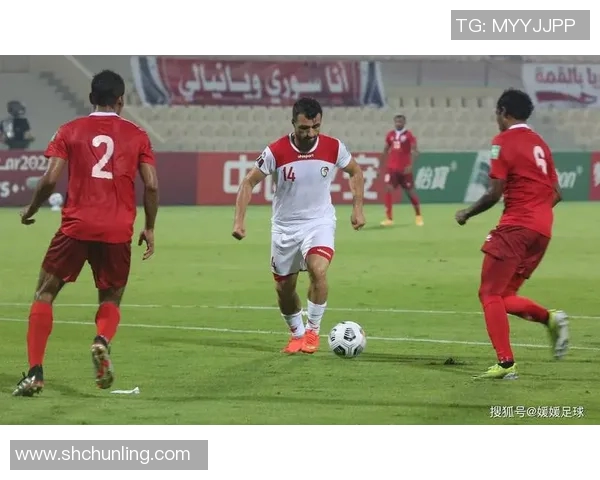 荷兰队与科特迪瓦展开激烈对决谁能在友谊赛中笑到最后