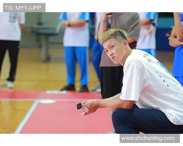 任骏飞在篮球赛场的崛起与挑战展现了中国篮球新生代的无限潜力与希望